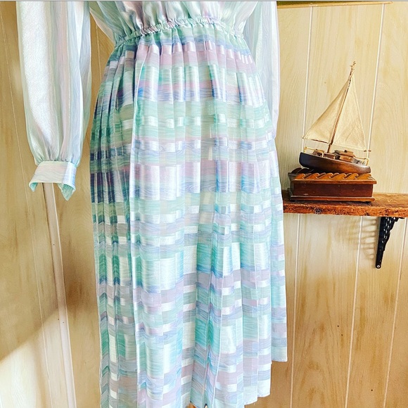 1970’s Pastel Mermaid Dress - Picture 5 of 7